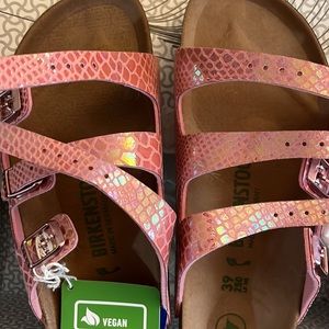 Birkenstock Florida Fresh Sandal shiny snaky rose US L 8 narrow fit, new in box